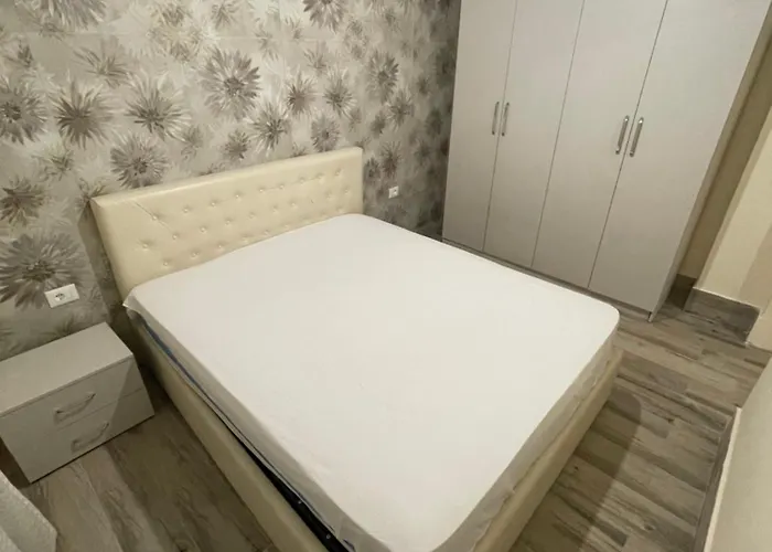 Appartement Kriss Tirana